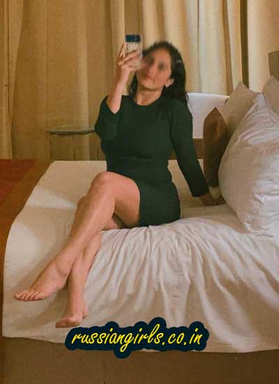 housewife escorts girl